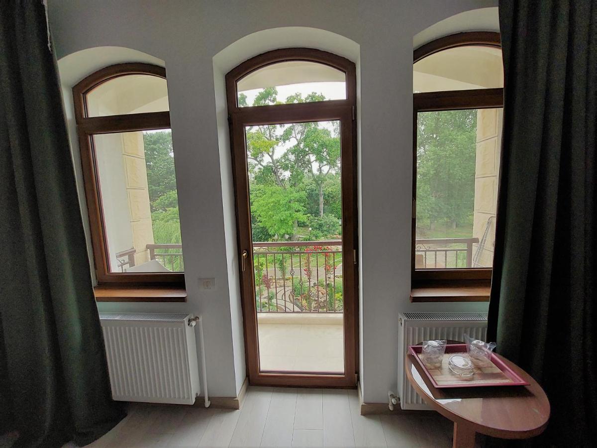 Hotel Insula Нептун Екстериор снимка